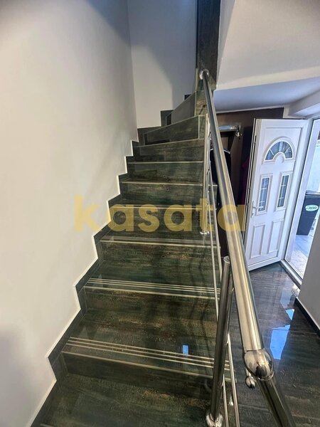 Domenii oportunitate  vila renovata