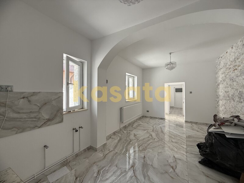 Domenii oportunitate  vila renovata